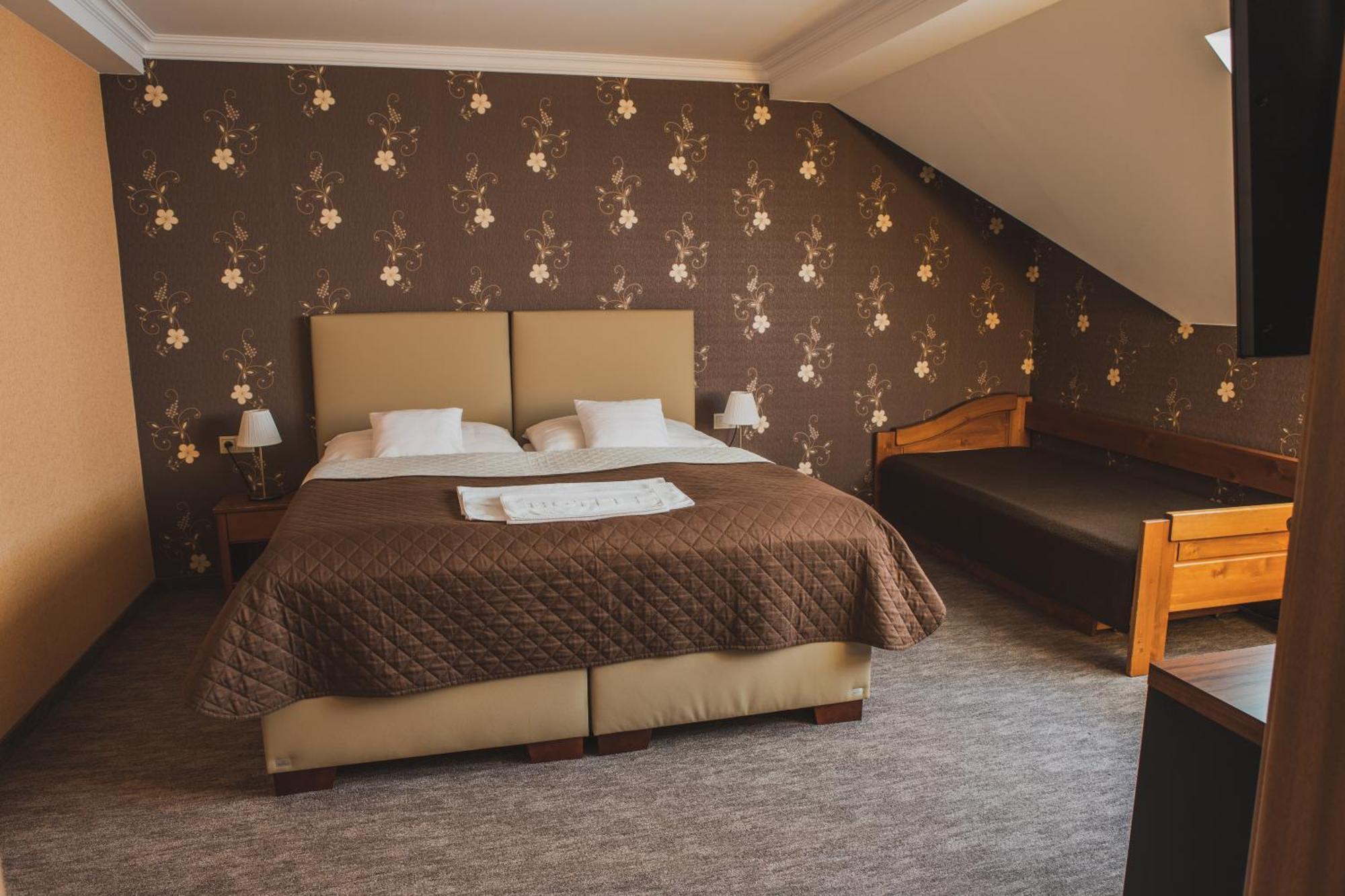 Hotel Lipa บอยนิตแซ ภายนอก รูปภาพ