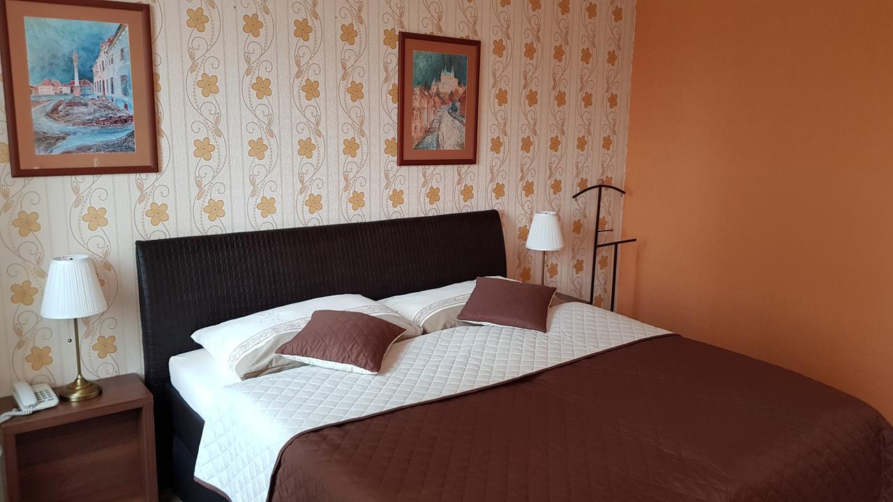 Hotel Lipa บอยนิตแซ ภายนอก รูปภาพ